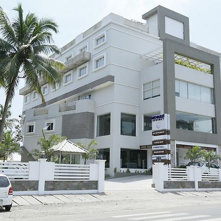 Hotel Moonlit Regency Thodupuzha Стая снимка